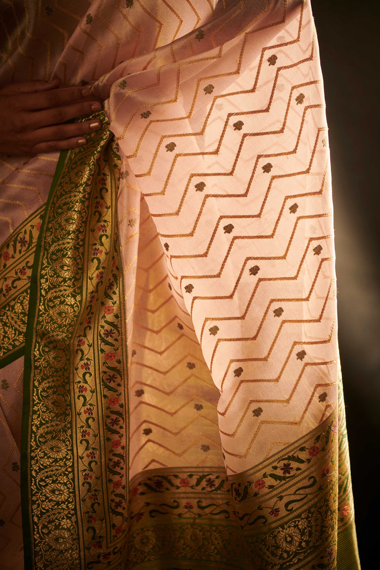Salil (Ash Pink)
