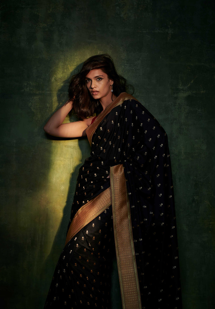 Aishwarya (Black)